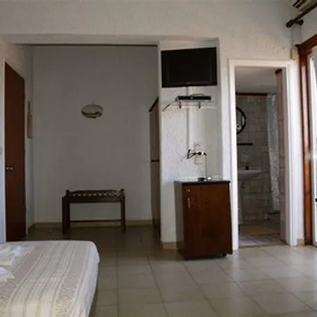 Altis Hotel 2*